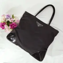 æ£èŠå PRADA ãã©ã ãã³ãããã° ãã€ãã³ äžè§ã㎠ãã©ã㯠ã¬ã¶ãŒ