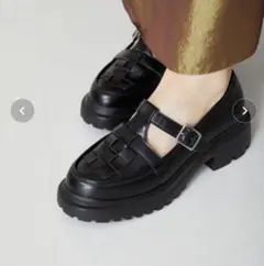新品オリエンタルトラフィック　編み込みTストラップシューズ