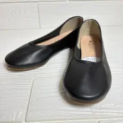 ✨新品未使用✨ヴァシスタス　パンプス　フラット ブラック　23.0cm