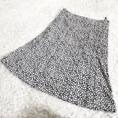 【 美品 】セブンアイディコンセプト スカート 総柄 フレア　Aライン　オフィス