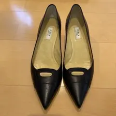 FURLA ブラック ポインテッドトゥパンプス