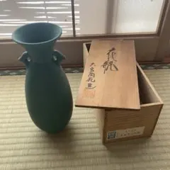 Item thumbnail for item f6d05b90-fef1-4ca5-8423-89d2cee08594