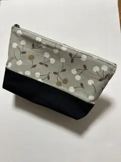 Item thumbnail for item 7bd38ffe-1e06-4a79-8c55-f8ed01352224