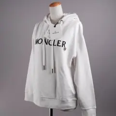【極美品・タグ付】モンクレール パーカー サイズXS レディース MONCLER