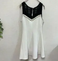 Luxe Rose ノースリーブパール装飾ミニワンピース M
