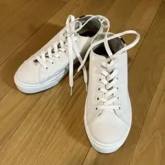 GAP ホワイトキャンバススニーカー