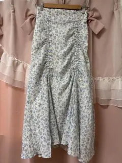 新品未使用 タグ付き NICE CLAUP 花柄スカート
