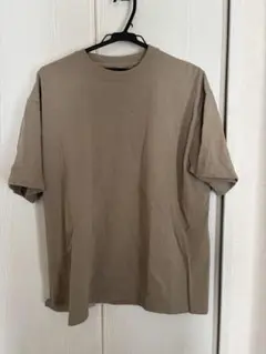 ベージュ クルーネック 半袖 Tシャツ