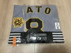 阪神タイガース　佐藤輝明選手　レプリカユニフォーム　ビジター　Oサイズ