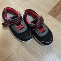 キッズスニーカー　ブラック　レッド　17.0cm