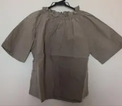 UNIQLO ベージュ 半袖シャツ Mサイズ