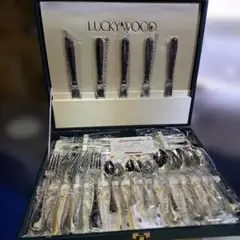 Item thumbnail for item ce438be4-9113-4911-922d-32523e18e686