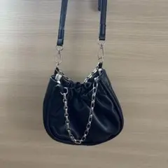 ブラックドローストリングショルダーバッグ