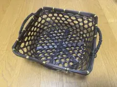 竹籠　バスケット　手持ち付き　小物入れ　ダークブラウン