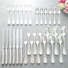 Item thumbnail for item 8152fb1e-2a11-4e85-811c-a31a5907271b