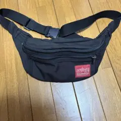 Manhattan Portage ブラック ボディバッグ