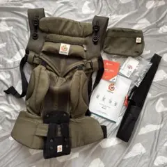 極美品 国内正規品《エルゴベビー》 オムニ 360／オリーブグリーン