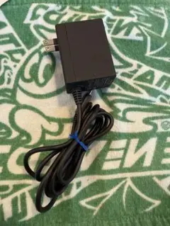 I任天堂Switch 純正品　ACアダプター 充電器　W