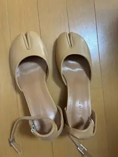 足袋パンプス　キャメル　24