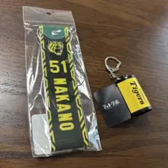 阪神タイガース 応援グッズ 中野拓夢　植田海　キーホルダーセット
