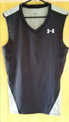 アンダーアーマー UNDER ARMOUR ノースリーブシャツ サイズLG