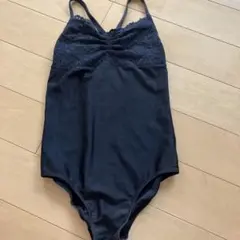 140㎝　黒いレース　レオタード