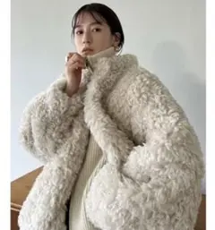 【新品未使用】CLANE 田中みな実コラボCURL FUR SHORT COAT