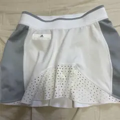 アディダスステラテニススコート