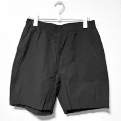 ファミリーマート ショートパンツ くろ