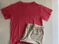 UNIQLO赤 Tシャツと柄入りショートパンツ セット160