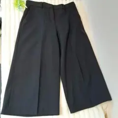 ☆オフィスに☆ ブラック ガウチョパンツ タック入り