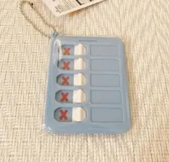 ［新品］ダイソー　キーホルダー　チェッカー　ブルー