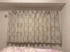【ニトリ】　カーテン　幅100×丈110cm ×2枚　フラワーポップ　ベージュ