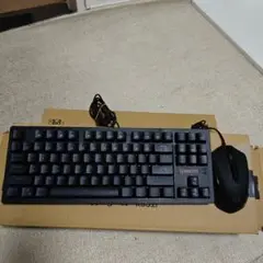 REDRAGON S113 RGB ゲーミングキーボードマウス有線