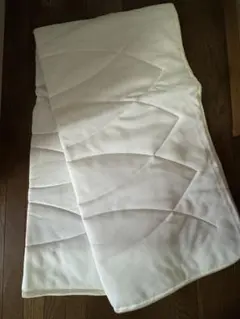 ＊B品の為＊新品＊日本製＊アウトラスト敷きパッド100×205㎝