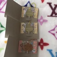 ちいかわキャンディ型アクリルキーホルダー3個セット