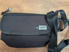 YAKPAK ブラックショルダーバッグ