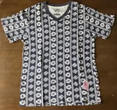 【夏祭りに!】ユニクロ Tシャツ メンズS 和柄 歌舞伎 江戸紫 Vネック