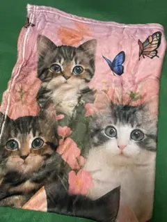 新作　新品猫柄ブランケット