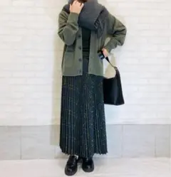 【売り切り希望】UNIQLO：Cプリーツロングスカート チェック柄