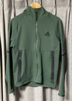 adidas フルジップパーカー　メンズMサイズ