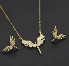 天使の羽 サージカルステンレス ゴールドシルバー ネックレスとピアス 【大人気】