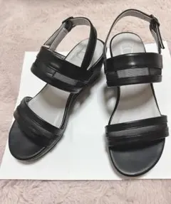 あしながおじさん ブラック厚底サンダル ストラップ付き