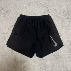 Nike ブラック ショートパンツ