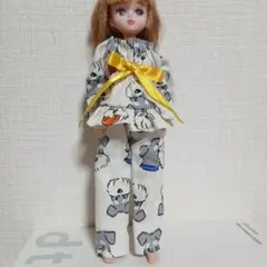 No.45 　ハンドメイド　リカちゃんの服　パジャマミニチュアシュナウザー？