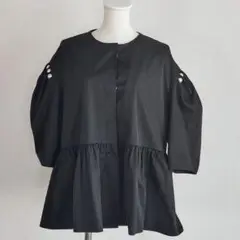 #make ai メイクアイ ノーカラージャケット パール ペプラム 黒