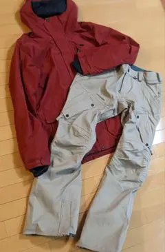VOLCOM ボルコム スノーボード ウェア スキーウェア 上下セット