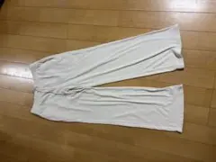 リブプルオンパンツ　Lサイズ