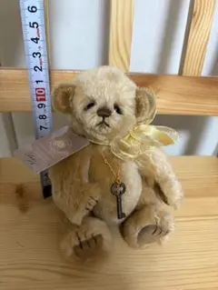 チャーリーベアーズ テディベア ぬいぐるみ クマ Locket 英国チャーリーベアーズ社製のちいさなテディベア「Locket」と