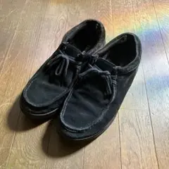 グラビス　clarks wallabee型